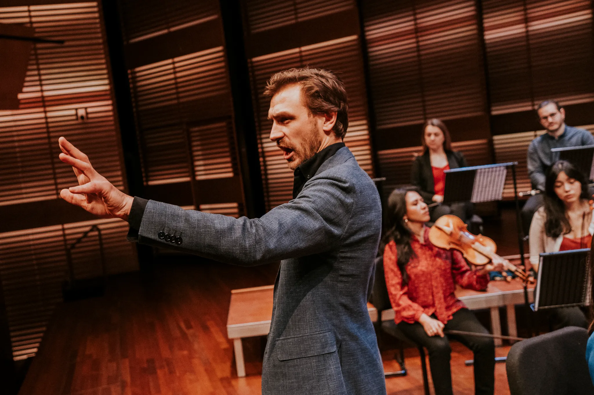 Bas Cornelissen with the Sweelinck Barokorkest in the Muziekgebouw aan 't IJ