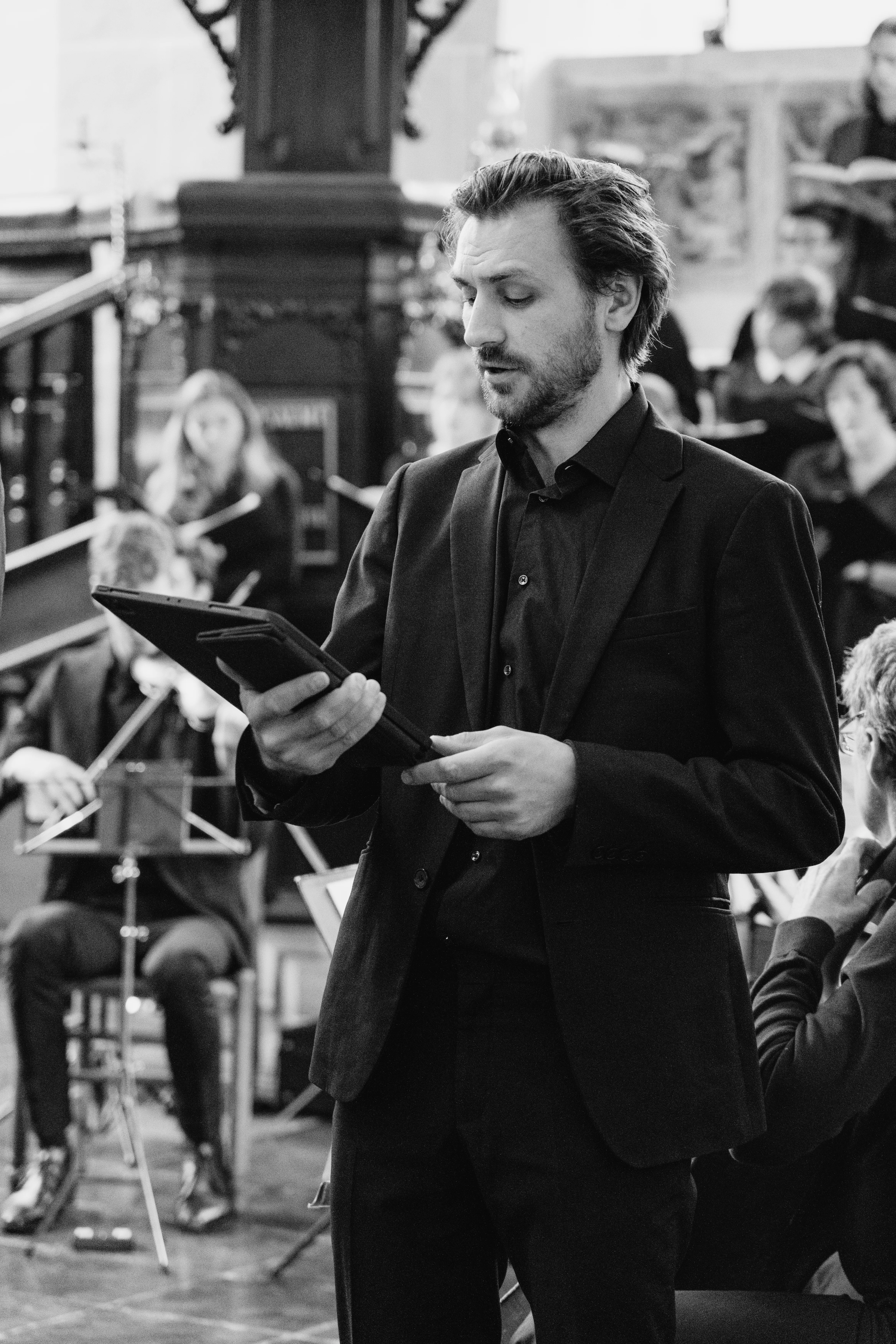 Bas Cornelissen playing with Vocaal Ensemble Sola Musica in the Pieterskerk, Utrecht